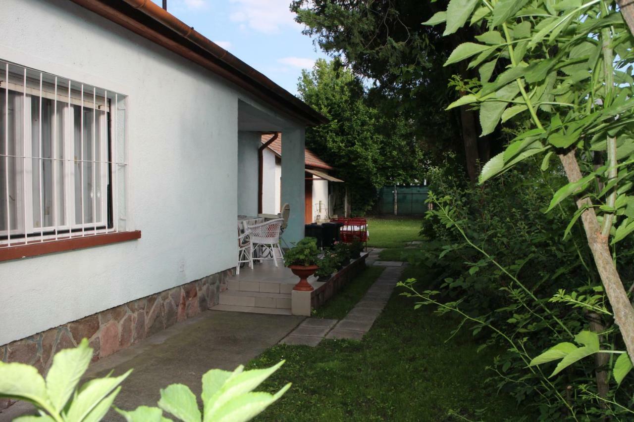 Villa Evelin Nyaralohaz Siófok Exterior foto