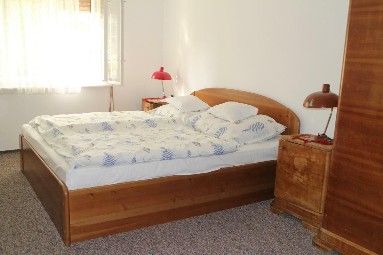 Villa Evelin Nyaralohaz Siófok Exterior foto